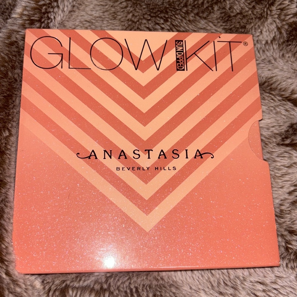 COPY - Anastasia Glow Kit - Sun Dipped✨